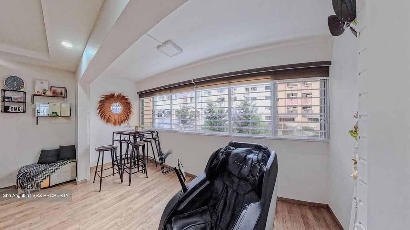 Blk 121 Bukit Batok Central (Bukit Batok), HDB Executive #566619191
